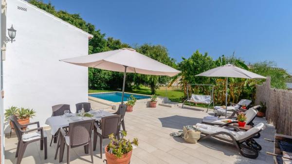 Na fotografii je vidět objekt Villa ManuelG Nerja by Ruralidays nacházející se ve městě Nerja.