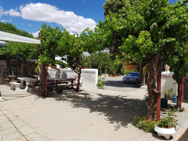 A la foto es mostra l'objecte Karoo Manor Guesthouse and Restaurant situat a la ciutat de Richmond.