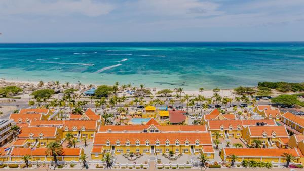 Auf dem Foto ist das Objekt Amsterdam Manor Beach Resort in der Stadt Palm/Eagle Beach zu sehen.