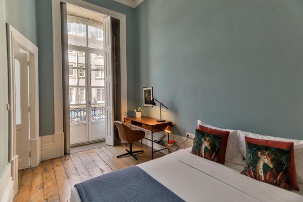 Adorable Apartments in Ribeira by PortoCityHosts, Порту