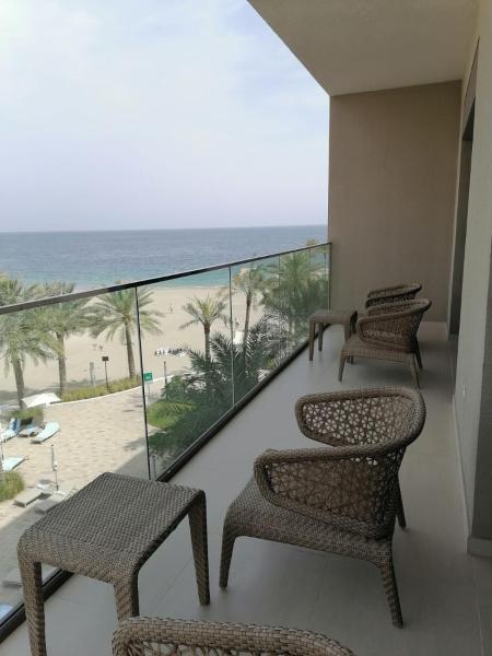 På bildet vises objektet Three Bedroom Apartment at Address Residence Fujairah som ligger i byen Sharm.