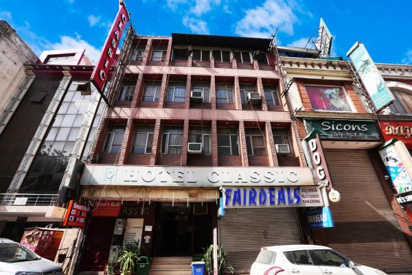 Hotel Classic Karol Bagh, New Delhi