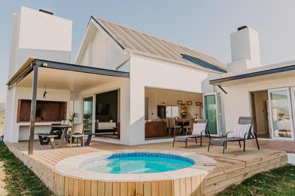 A la foto es mostra l'objecte Back 9 Guest House situat a la ciutat de Robertson.