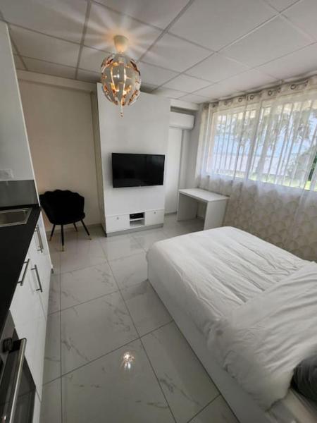 Photo 5 : Hello-Guyane, Marina 3, Studio Prestige 5 étoiles