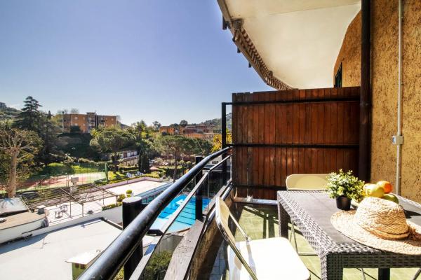 Na fotografii je vidět objekt Eucalipto Apartment nacházející se ve městě Rapallo.