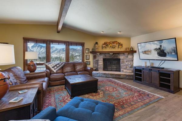 Four-Bedroom Apartment — 157 m² - Sitzmark 12