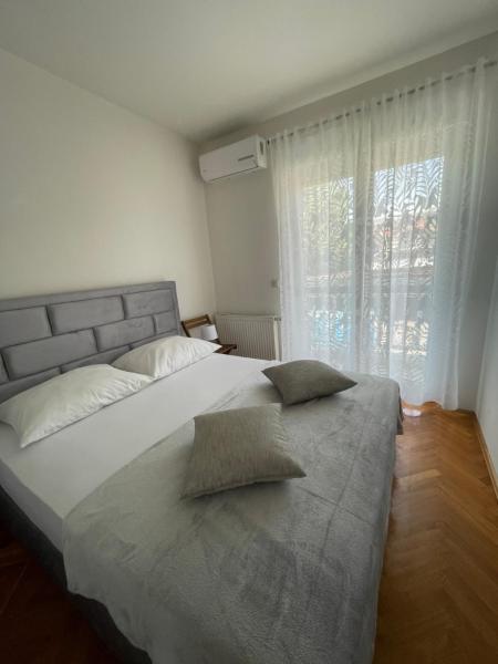På bilden syns objektet Apartments Vip som ligger i staden Split.
