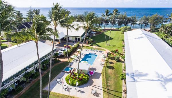 A la foto es mostra l'objecte Kauai Shores Hotel situat a la ciutat de Kapaa.