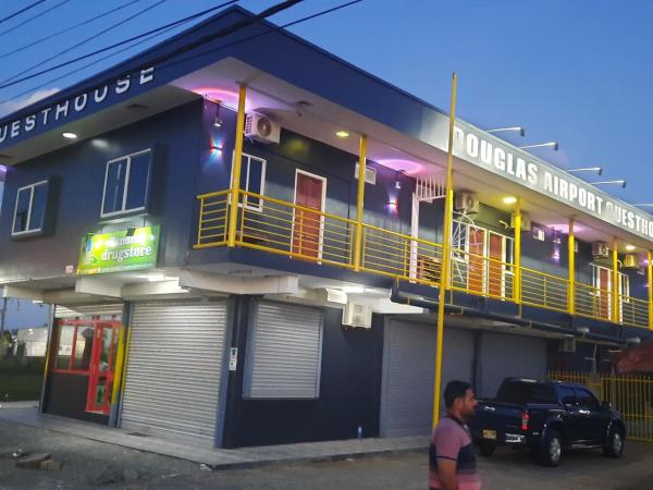 En la foto se muestra el objeto Douglas Airport Guesthouse ubicado en la ciudad de Zanderij.