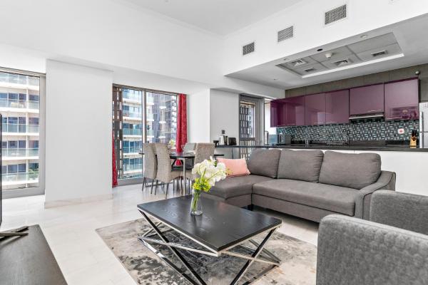 Na fotografii je vidět objekt StoneTree - Cayan Tower 2 BR - Best Location nacházející se ve městě Dubaj.