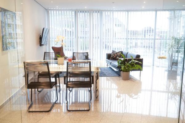 A la foto es mostra l'objecte Exklusive Stadtoase Design·Wohnung · Panoramablick situat a la ciutat de Koblenz.