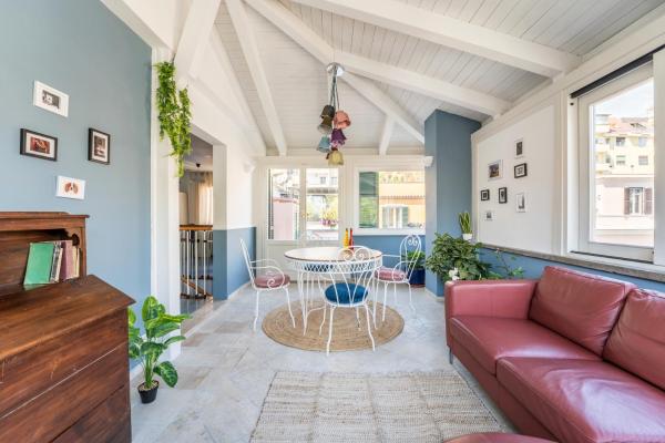 Elizabeth Penthouse, Charmy Apartment In Little London 10 Min From The Center - Rome