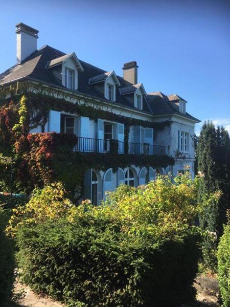 A la foto es mostra l'objecte Villa Biscondau situat a la ciutat de Goès.