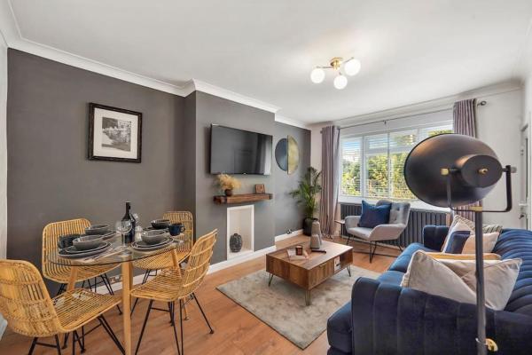 A la foto es mostra l'objecte Stylish Maisonette near the heath with Free parking & Wi-Fi situat a la ciutat de Boxley.