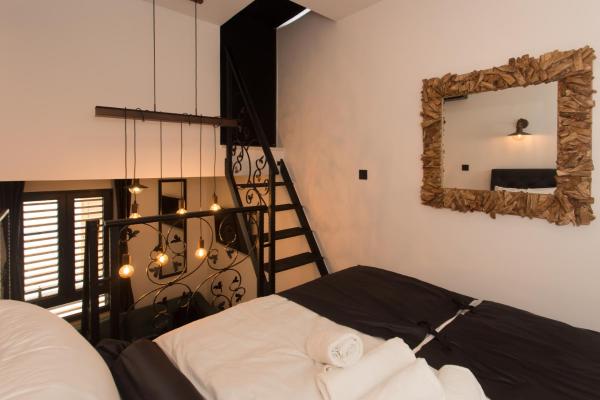 Auf dem Foto ist das Objekt Amaizing apartment near Airport in der Stadt Kastel Stafilic zu sehen.