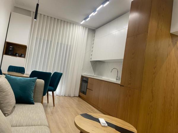 City Center Apartment Kafe Flora, Tirana