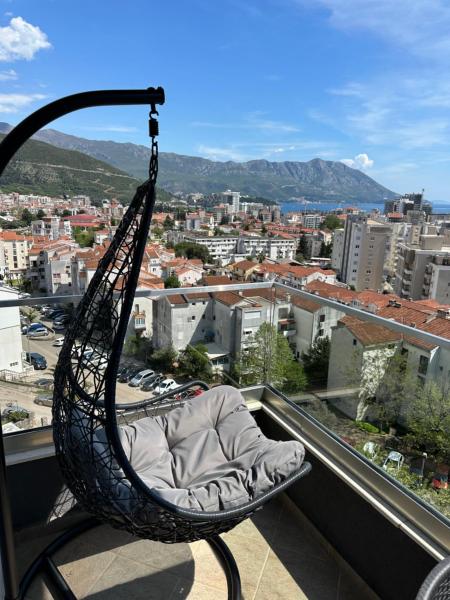 Deniz Manzaralı Ferah Daire - Budva