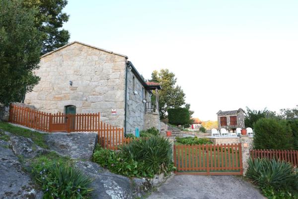A la foto es mostra l'objecte Casa Rural Turística Casa Nicolau 1 situat a la ciutat de Airoa.