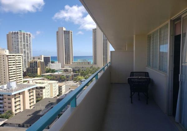 Nella foto è visibile l'oggetto Penthouse in Waikiki with ocean & mountain views situato nella città di Honolulu.