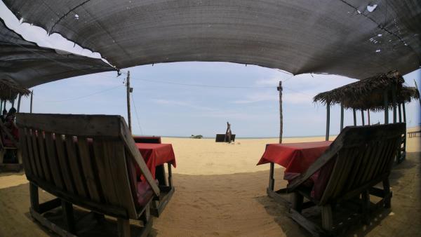 Na fotografii je vidět objekt Sea Look Beach Restaurant Pub & Rooms nacházející se ve městě Negombo.