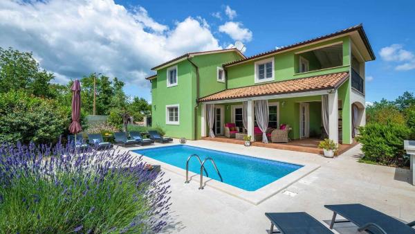 Beautiful Poolside Villa In Rakalj - Rakalj
