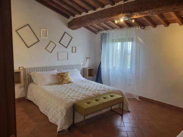 A la foto es mostra l'objecte Suite Bellavista con angolo cottura situat a la ciutat de Peccioli.