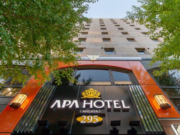 A la foto es mostra l'objecte APA Hotel Niigata situat a la ciutat de Niigata.