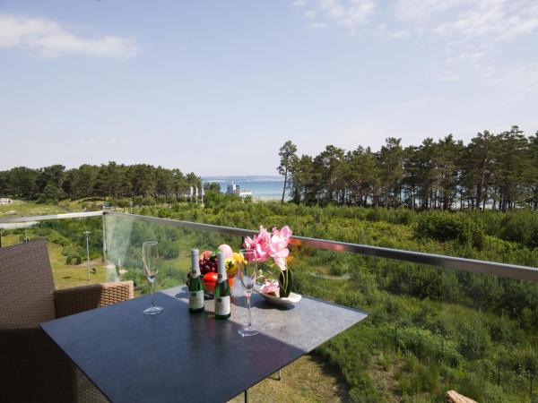 A la foto es mostra l'objecte Dünenresidenz Prora - Ferienwohnung mit Meerblick, 3 Schlafzimmern, Balkon und Sauna NP-306 situat a la ciutat de Binz.
