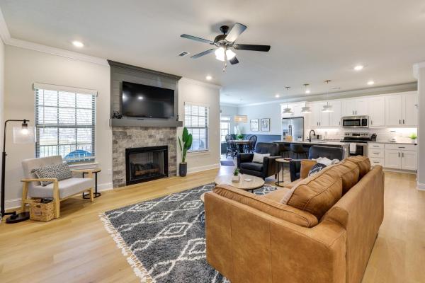 Biking Haven: Charming Bella Vista Home W/ Games! - Bella Vista, AR