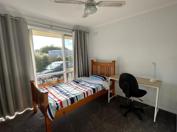 Na fotografii je vidět objekt Comfy bed quiet neighbourhood nacházející se ve městě Grovedale.