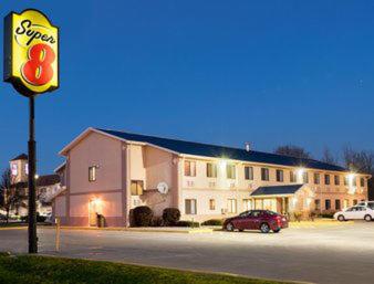Foto 2: Super 8 by Wyndham Danville