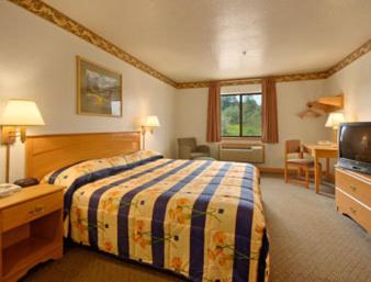Foto 6: Super 8 by Wyndham Uniontown PA