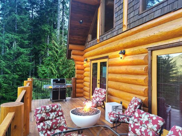 Billede 6: Gem by Manning Park: Luxury Loghouse “Ravenloft”