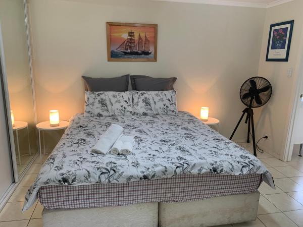 På bilden syns objektet Chadstone Holiday K Studio som ligger i staden Chadstone.