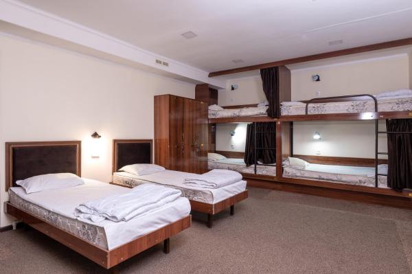 Hostel makon