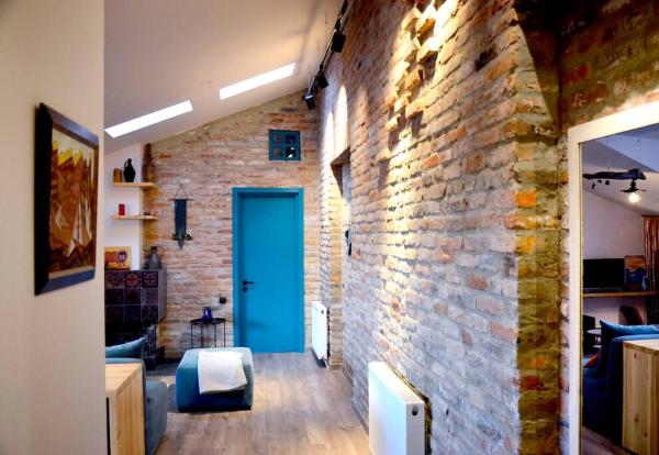 Magic Attic In Historical House - Tiflis