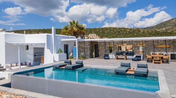 Villa Azzuro On Faragas Beach - Paros