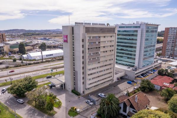 En la foto se muestra el objeto ibis Concepcion ubicado en la ciudad de Concepción.