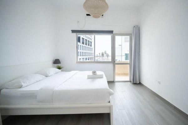 HaYarkon Seaside - 3 Bedroom By Vacay, Tel Aviv