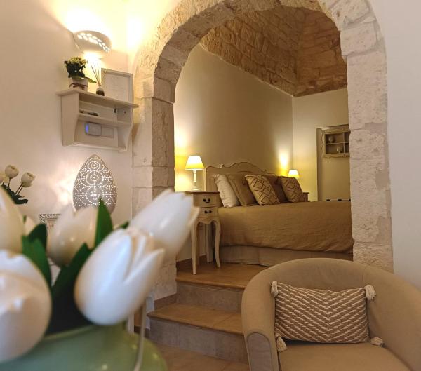 A la foto es mostra l'objecte Tulipano Bianco situat a la ciutat de Ostuni.
