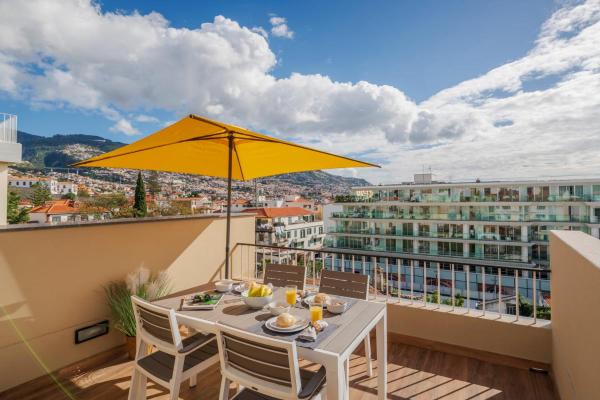 A la foto es mostra l'objecte Alegria Flat by An Island Apart situat a la ciutat de Funchal.