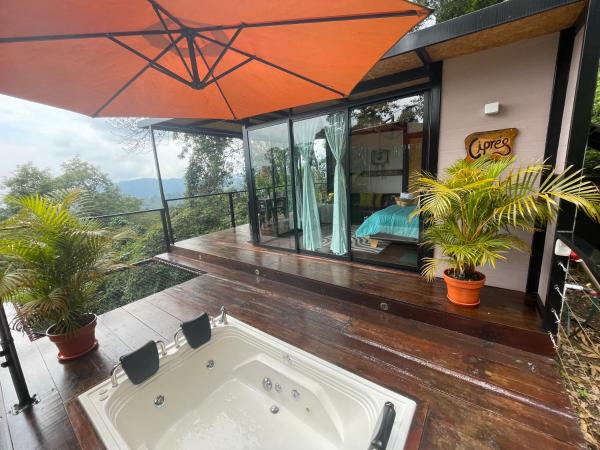 Na zdjęciu widoczny jest obiekt Balú Glamping położony w mieście San Francisco.