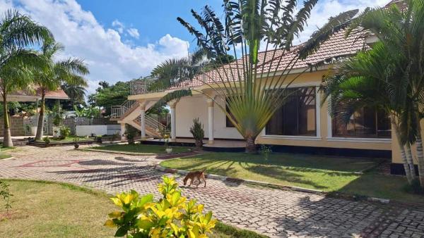 La photo montre l'objet Christina Residence situé dans la ville de Dar es Salaam.