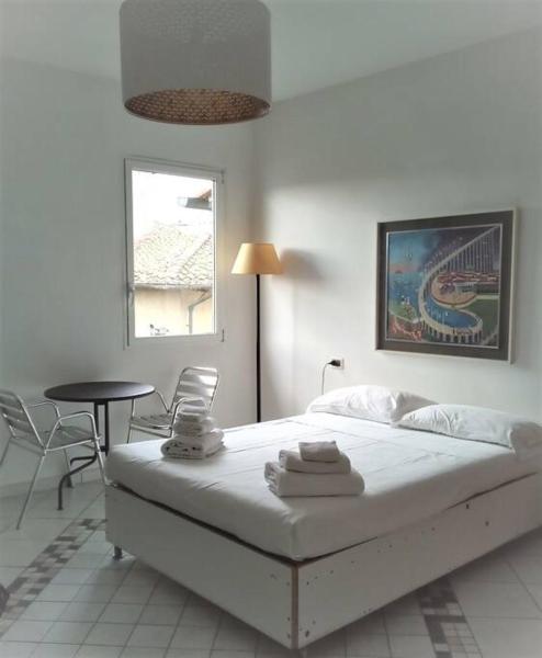 Bright Apartment Near Piazza dei Ciompi, Флоренция