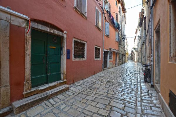 A la foto es mostra l'objecte Apartments by the sea Rovinj - 20842 situat a la ciutat de Rovinj.