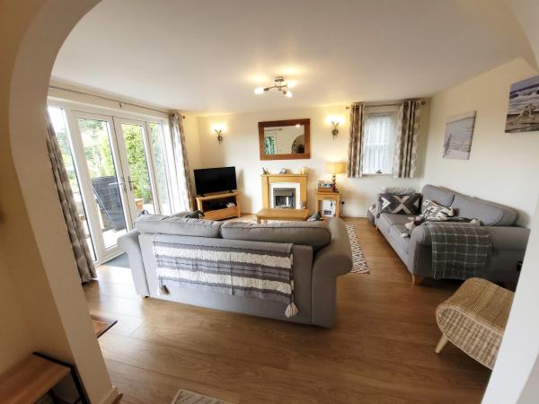 Foto 5: Looe, Cornwall, couples, families, quiet location, views, reliable Wi-Fi, 3 bed LANGUNNETT COTTAGE