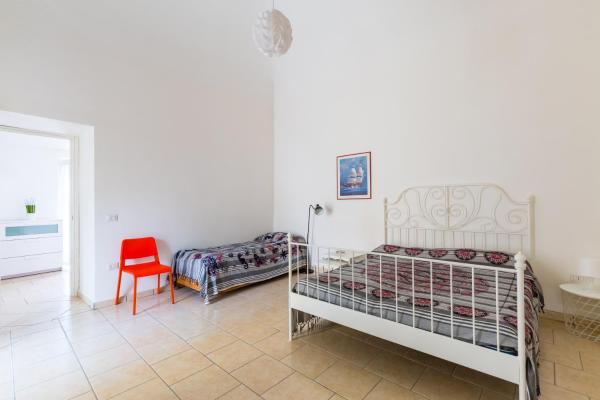 A la foto es mostra l'objecte Tizzano House - Veliero situat a la ciutat de Procida.