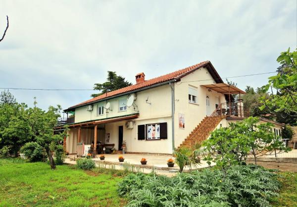 Foto 2: STUDIO APP & Beauty Loza