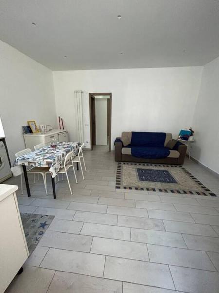 A la foto es mostra l'objecte casa Vesuvio situat a la ciutat de Cercola.
