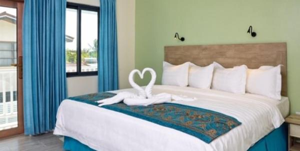 Maxwell Del Mar Hotel, Christ Church